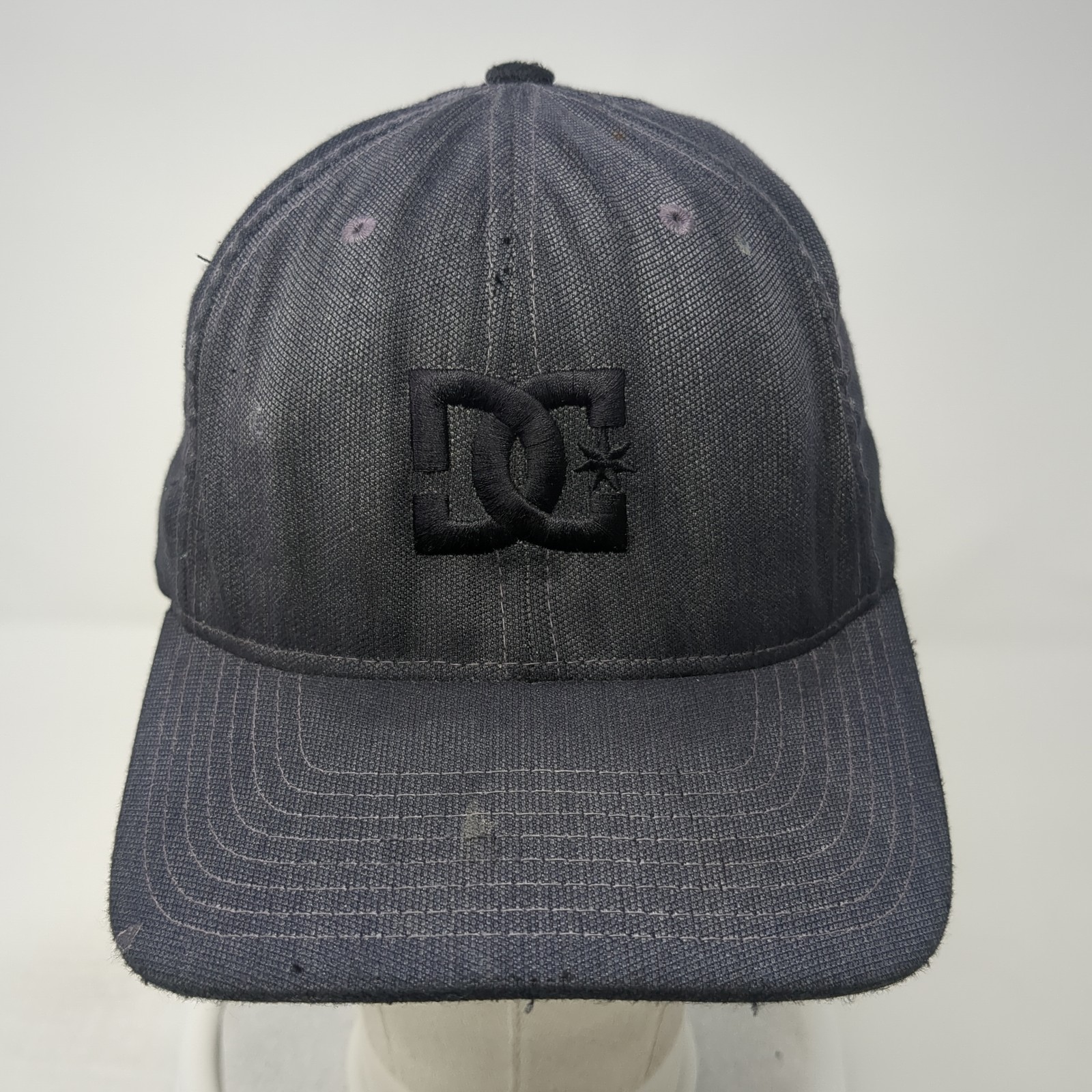 DC Fitted Baseball Cap Gray Medium Lightweight Em… - image 2