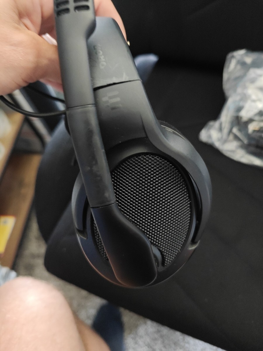 Sennheiser DROP + EPOS PC38X Black Gaming Headset Left Side Sennheiser DROP + EPOS PC38X Black Gaming Headset Left Side