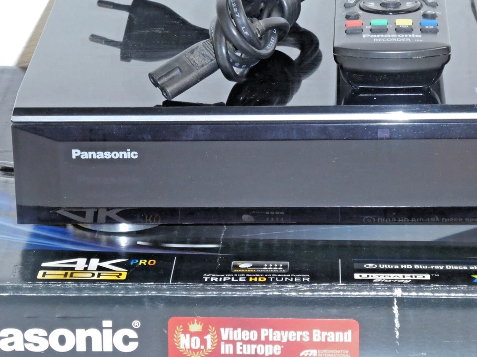 Panasonic DMR-UBS90 UHD 4K Blu-ray Recorder / 2TB HDD, OVP, FB&BDA, 2J.Garantie - Bild 2 von 4