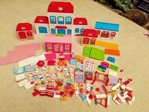 hello kitty mega bloks house