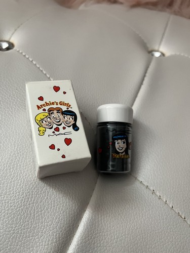 NEW M·A·C Archie’s Girls Magic Spells Veronica Green Limited Edition Pigment - Picture 7 of 12