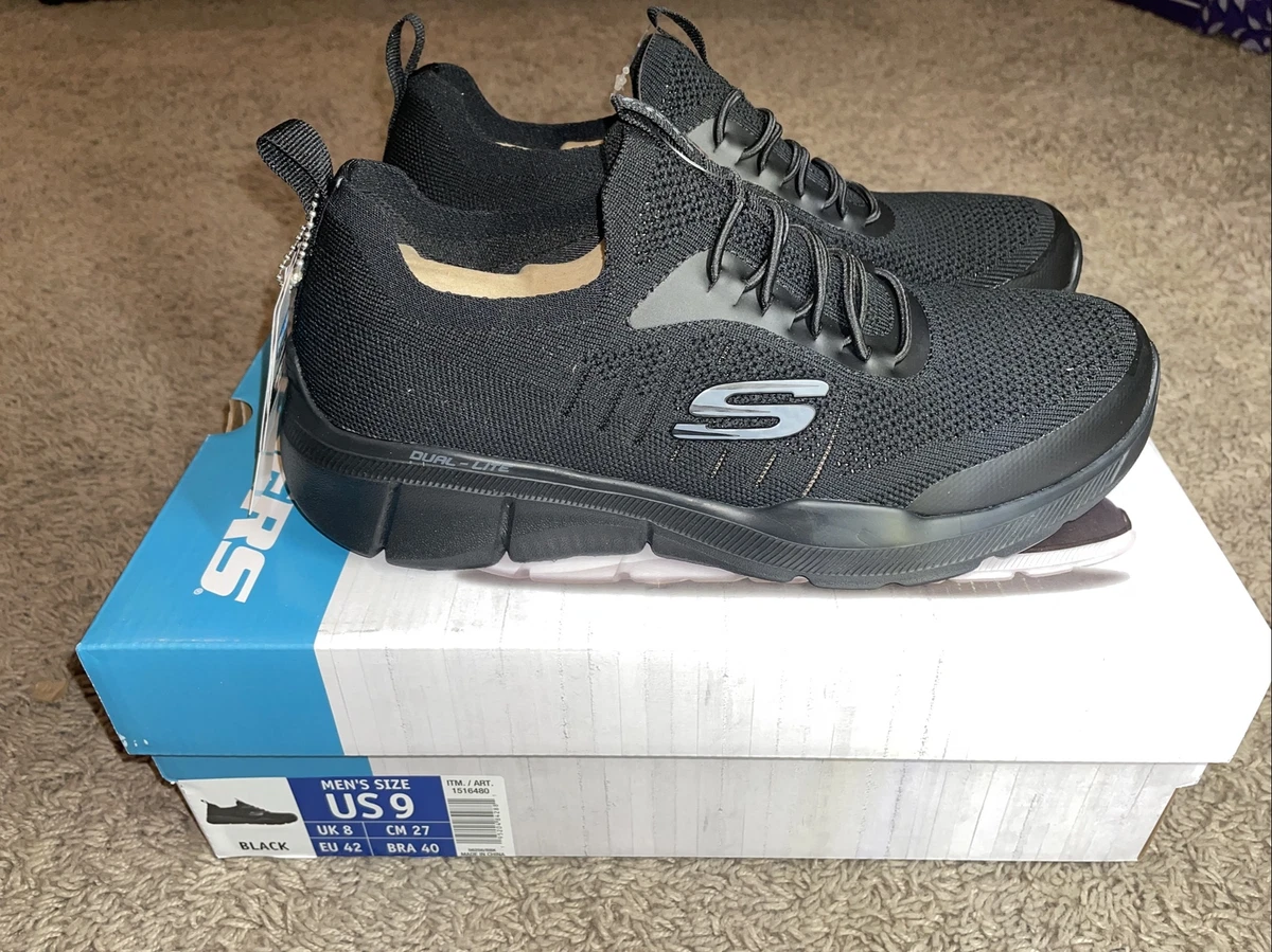 Men s Size 9 SKECHERS Bungee Lace Athletic Memory Foam Mesh Knit