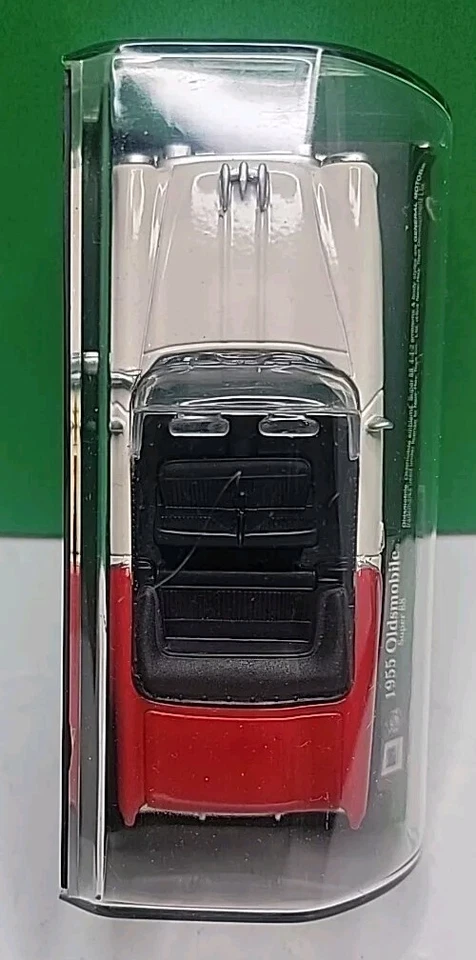 Oldsmobile Super 88 1955 rojo y blanco escala 1:43 diecast. Foto 2 de 4
