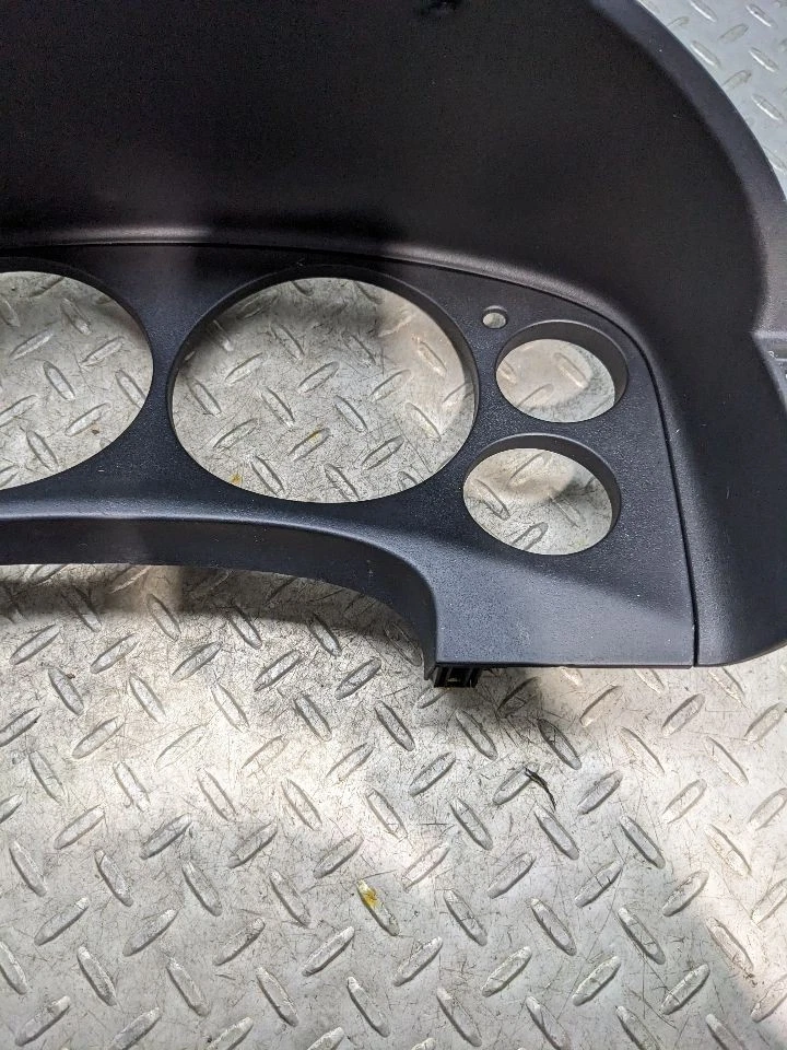 07-2014 Chevrolet GMC Yukon Tahoe Suburban Instrument Gauge Cluster Beze 1167006 Foto 4 de 4