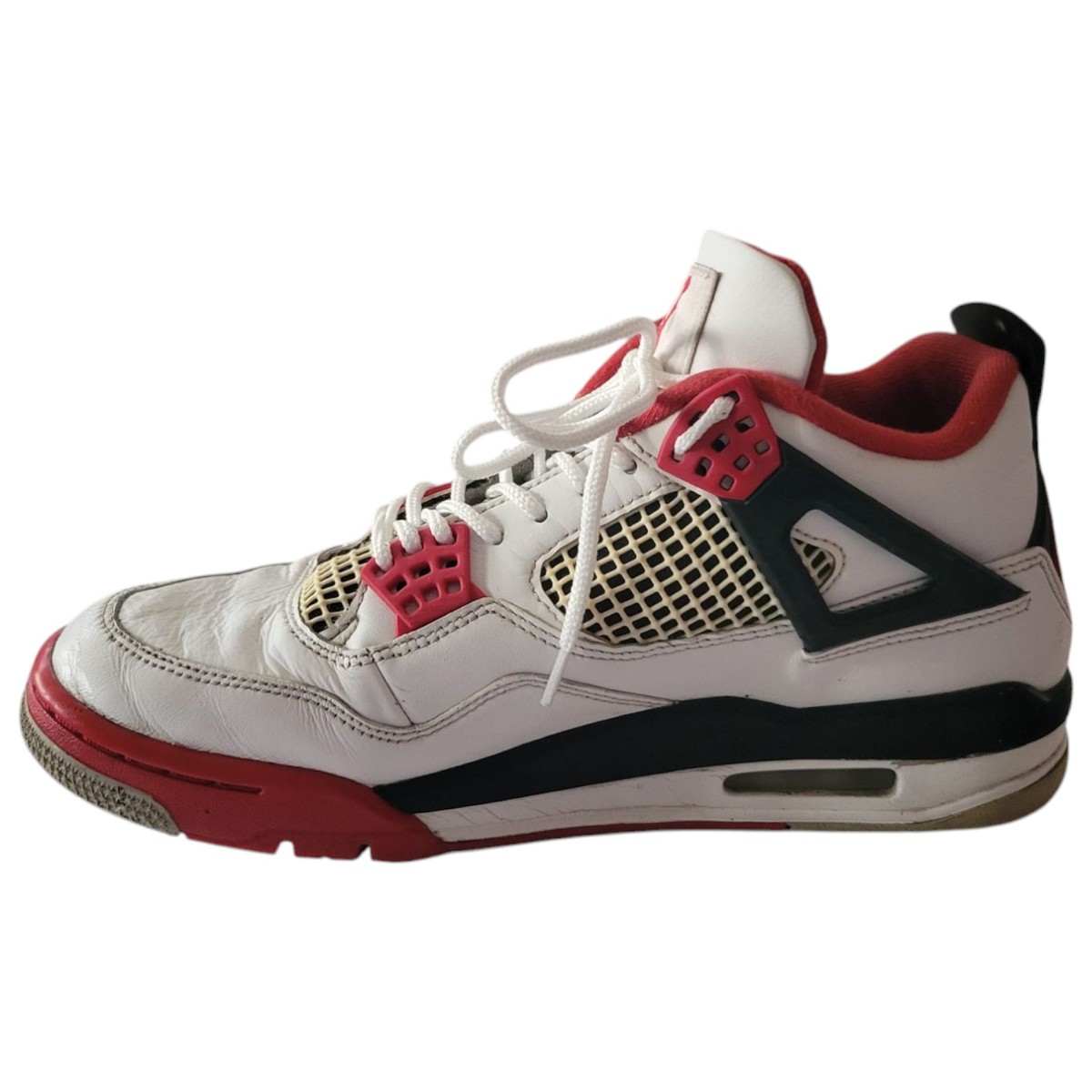 Jordan 4 Retro “Fire Red” 2020 AIR JORDAN 4 RETRO 'FIRE RED' (2020) | Detailed Review + On