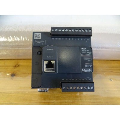 Schneider Modicon TM221C16T Controller M221 16 I/O Transistor PNP
