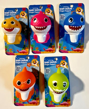 NEW NICKELODEON BABY SHARK FINGER PUPPET BATH TOY CHOOSE 1 or ALL 1 SHIP