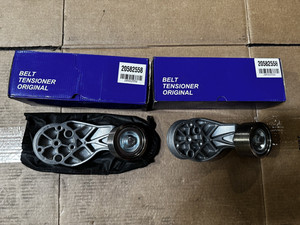 OEM Belt Tensioner 20582558 Volvo / Mack Heavy Duty Truck Serpentine Tensioner