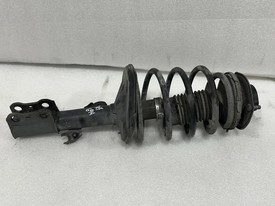 Toyota Sienna 1998 pasajero derecho puntal delantero resorte Foto 2 de 4