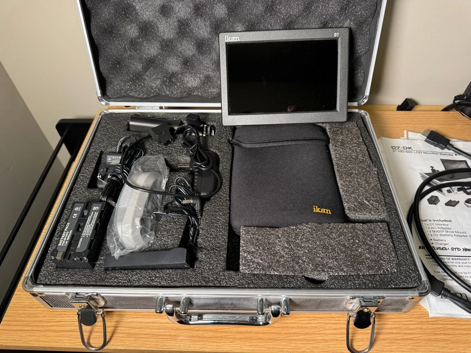 IKAN D7-DK Field Monitor Deluxe Kit 3G SDI 7in Field Monitor Cinema Screen Mint! - Image 2 of 4