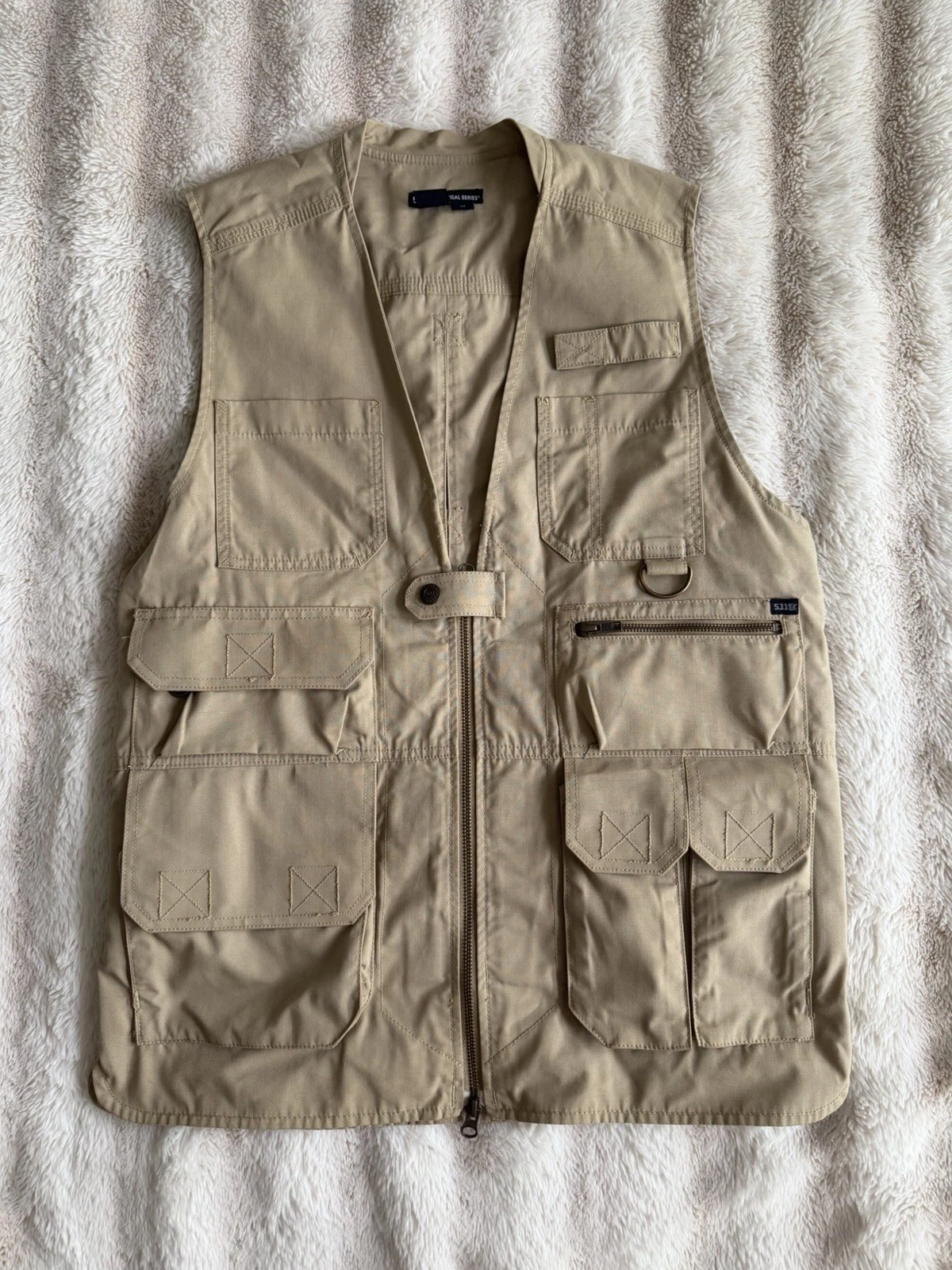 5.11 Tactical Series Vest Mens Medium Khaki Utility Fishing Hunting Multi Pocket