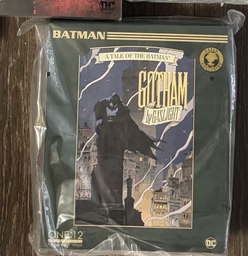 ONE 12 Collective Batman Gotham by Gaslight Batman MDX Action Figure Mezco Toys