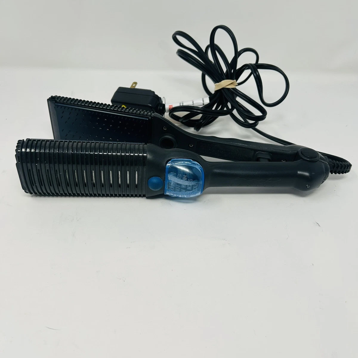 Maxius MaxGlide MX-597 Flat Iron Hair Straightener Maxius MaxiGlide MX-597 Flat Iron 2 main image 3