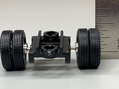 1/64 DCP PARTS CHROME 10 HOLE LOW PROFILE PUSHER AXLE W