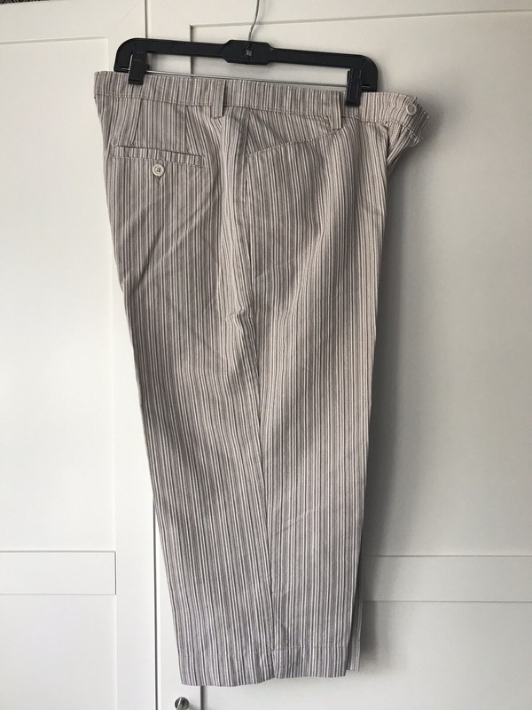 Womens Carpi Cropped Pants Size 14M Beige/Cream Pinstripe Lee