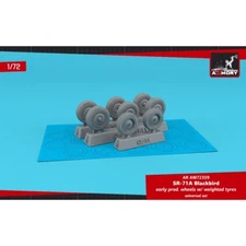 Armory AR AW72359 Scale 1/72 SR71A Blackbird early type wheels w/ weighted tyres