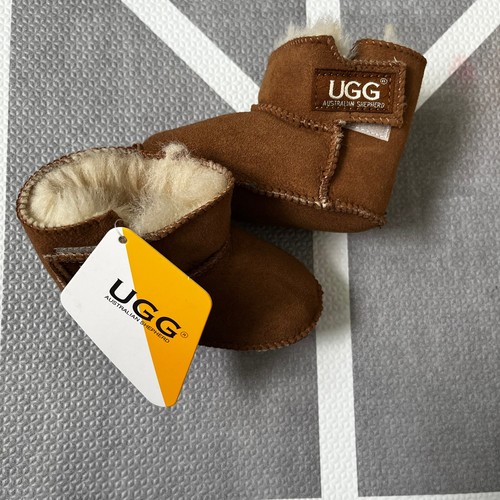 UGG \