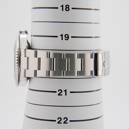 ROLEX Submariner Date 41 126610LV Garanzia 2022 Scatola/Carta - Foto 11 di 24