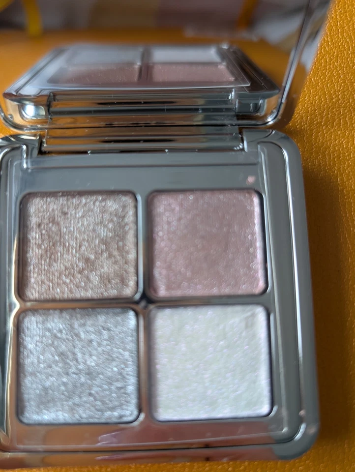 Kylie Cosmetics Cosmic 2.0 Eyeshadow wet shimmer quad . - Image 3 of 4
