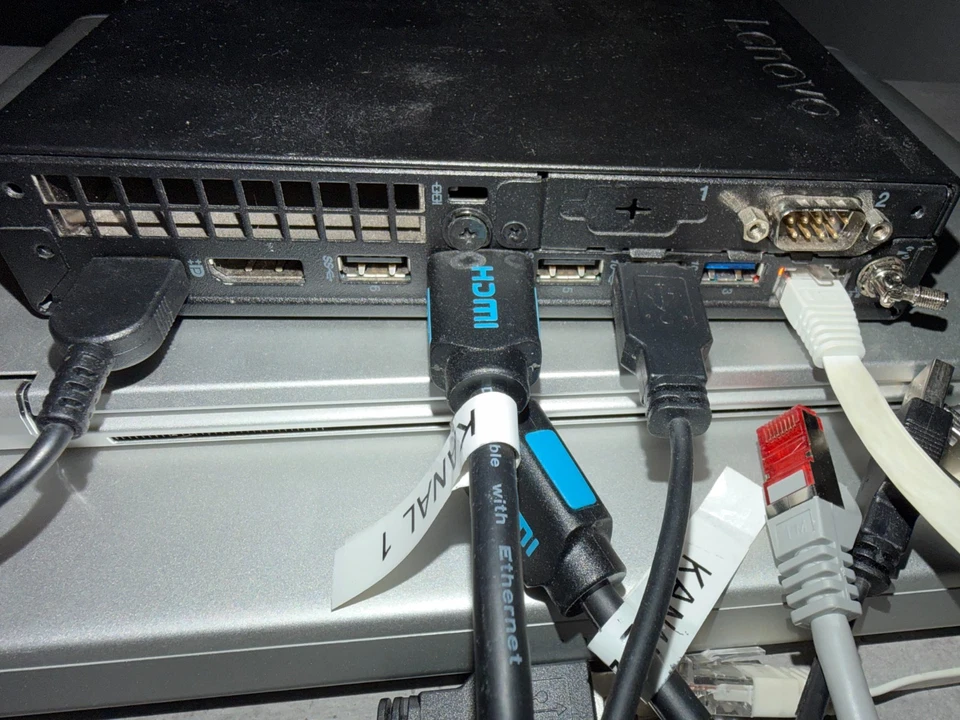 Lenovo ThinkCentre M720q (Tiny)-  Intel Core i5-9400T 8GB RAM 256GB SSD (4) - Bild 3 von 4