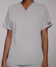 Cherokee Workwear Originals Women  s White V-Neck Scrub Top, Style 4700 sz M