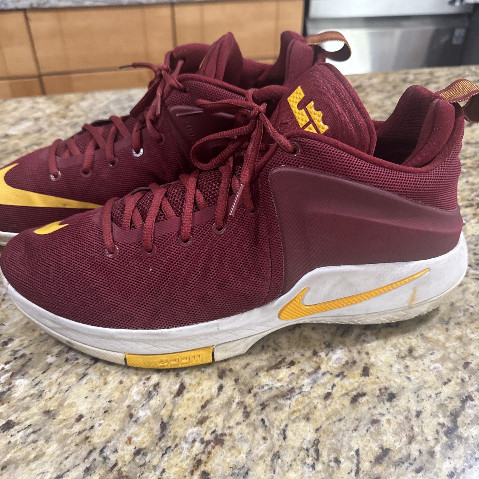 Men&rsquo;s Size 1316 Sneakers Nice Cpix
