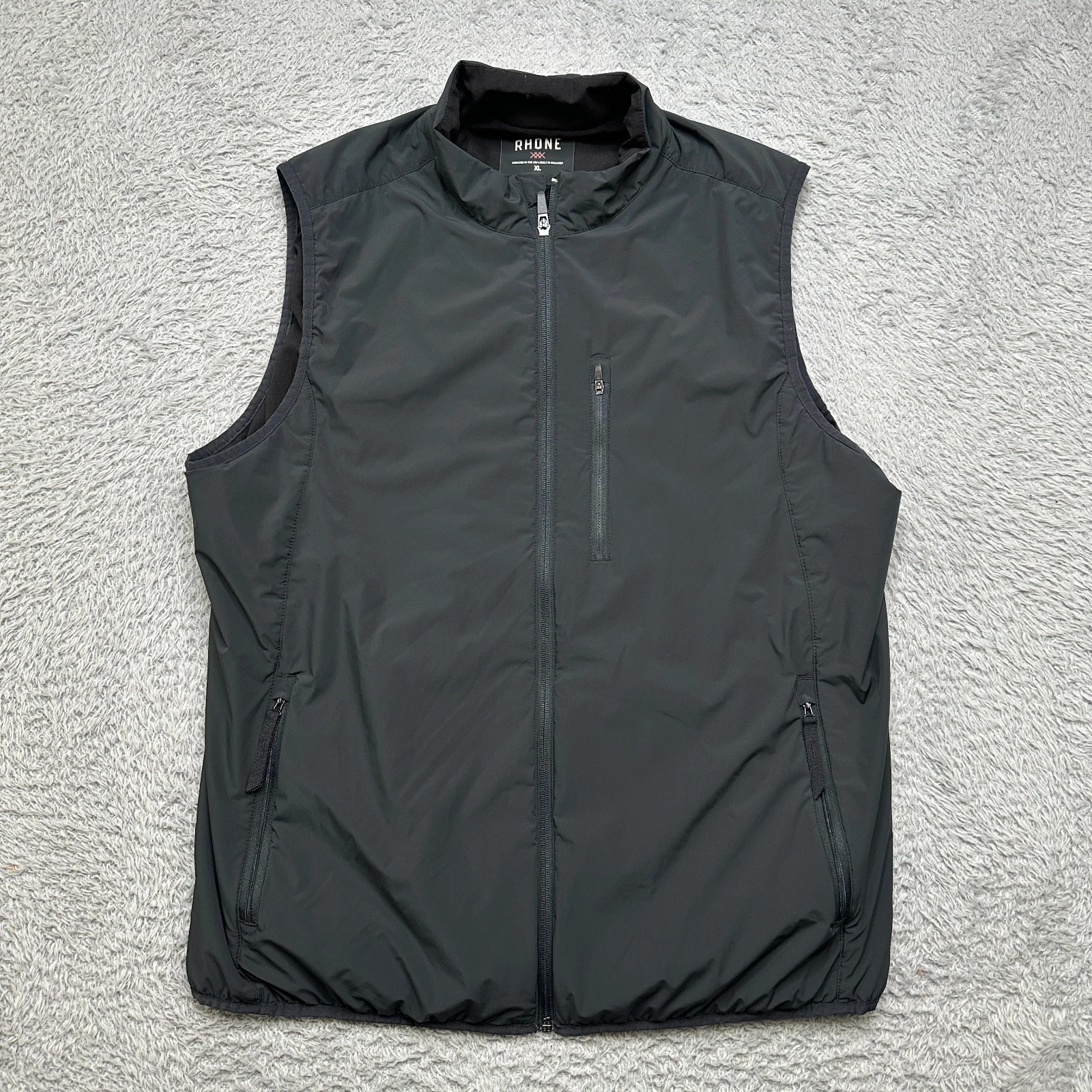Rhone Vest Mens XL Black Insulated Golf Excellent Full Zip
Opens in a new window or tab