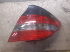 2009 MERCEDES CLC W203 DRIVER SIDE REAR LIGHT A2038205264KZ