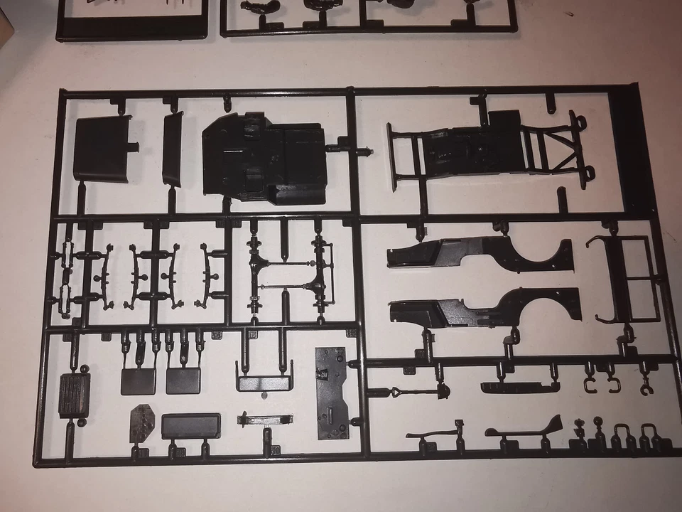 Tamiya   U.S. Jeep 1/4 ton 4x4 truck Willys MB Tamiya | N. MM115 | 1:35 - Immagine 4 di 4