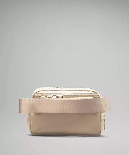 Lululemon Everywhere Belt Bag | Pick Your Color | NWT | Adjustable Strap - Picture 27 of 28