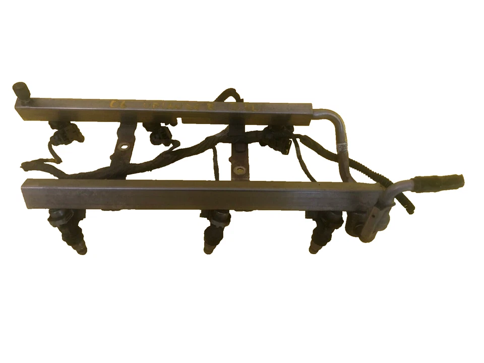 Chevrolet Uplander 2005-2006 riel inyector de combustible con juego de 6 inyectores OEM Foto 2 de 4