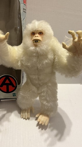 Vintage 2002 Hasbro Search For The Yeti Power Team GI Joe - Yeti Only With Box - Picture 3 of 13