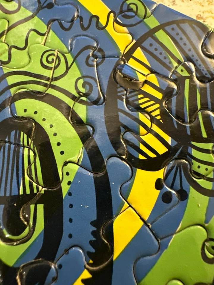 Sandy Miller Thingie Vtg Springbok 7" Round Mini 7" Jigsaw Puzzle Octopus - Image 2 of 4