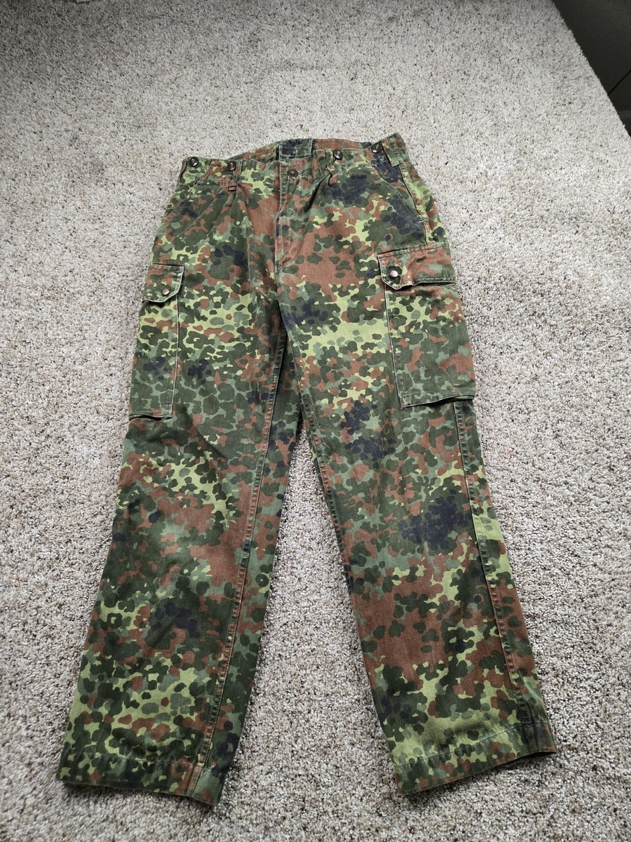 パンツ 90's GermanMilitary FlecCamo Cargo Pants Vintage 90s Camo Cargo Pants Retro Flecktarn German