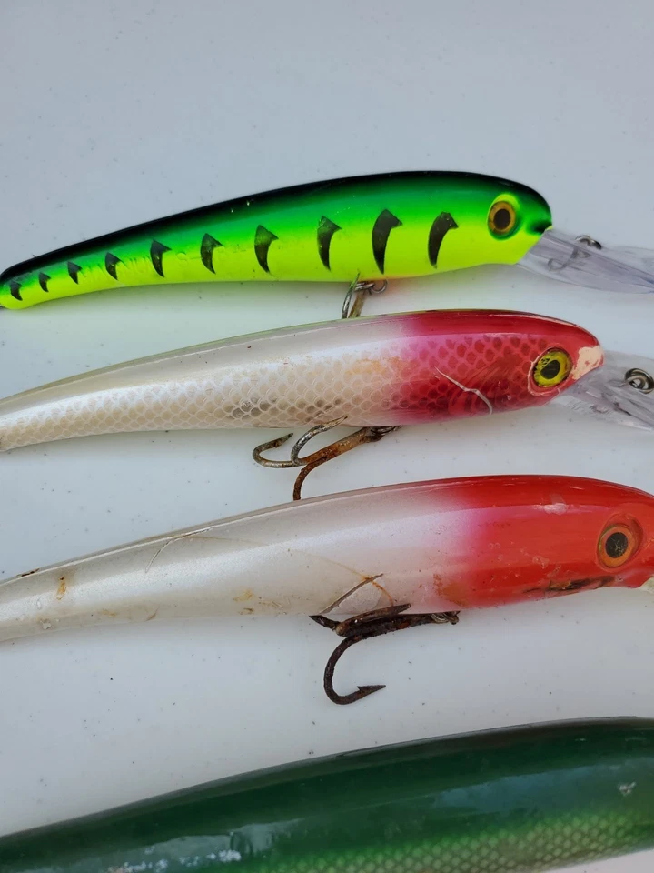 Lot of 5 Mann’s Magnum Stretch 30+ Deep Diving 11” Crankbaits USED condition 1A - Image 4 of 4