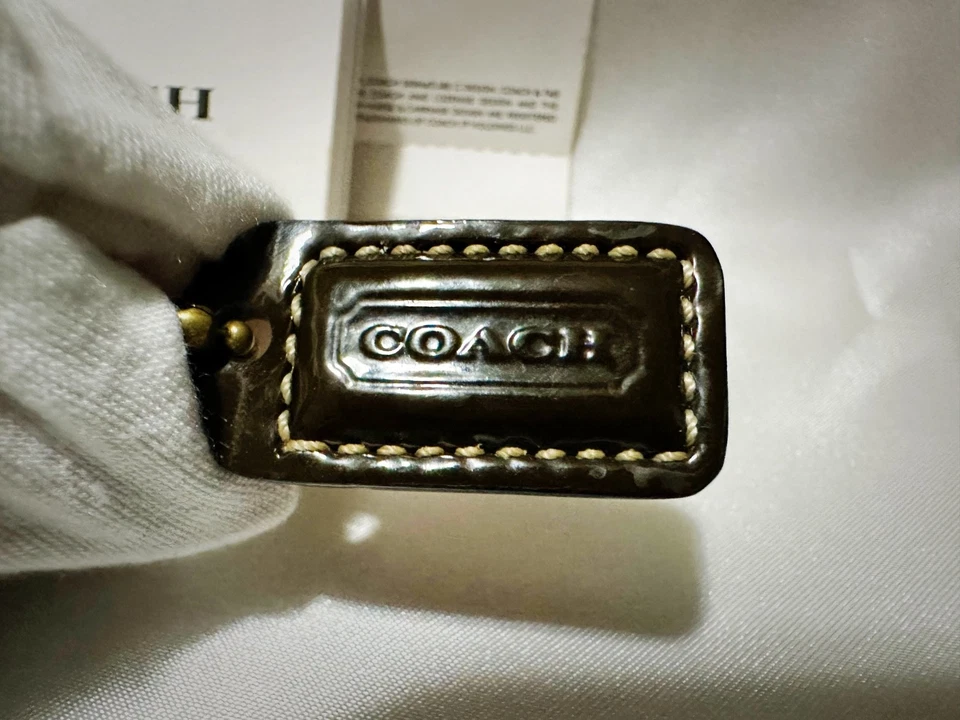 Cartera clutch vintage Y2K Coach $298 multicolor retazos cartera clutch pulsera Foto 4 de 4