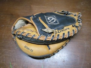 Diamond DCM-75 Youth Catcher’s Mitt Select American Steerhide Baseball Glove