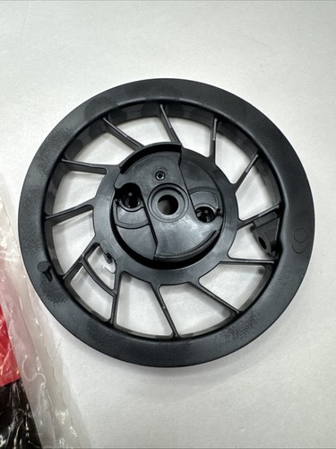 Genuine OEM Briggs & Stratton 498144 Recoil Starter Pulley & Spring - Picture 3 of 5