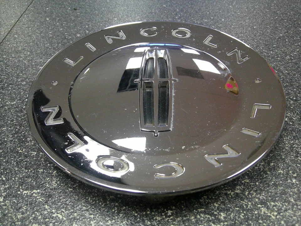 Lincoln Navigator 2007-2014 20" OEM tapa central cromada 7L74-1A096-BB 3651 - uno/1 Foto 2 de 4