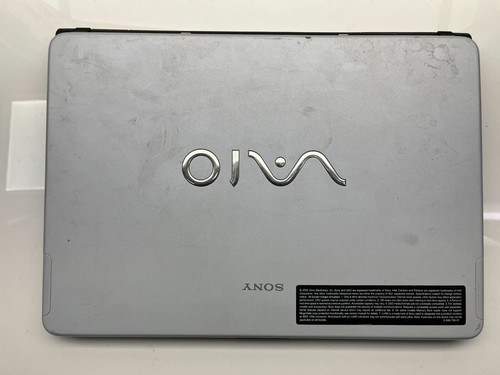 Sony Vaio VGN-FS640 Laptop FOR PARTS