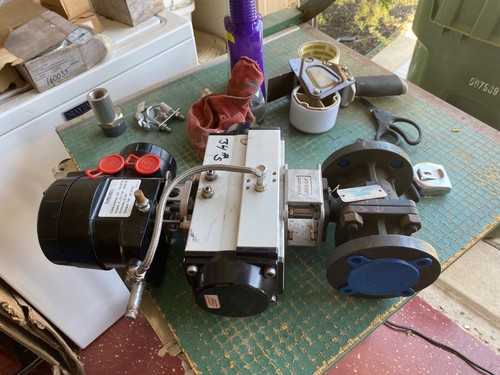 UNITORQ 1237 K2290H with 1-1/2" Valve - Picture 8 of 11