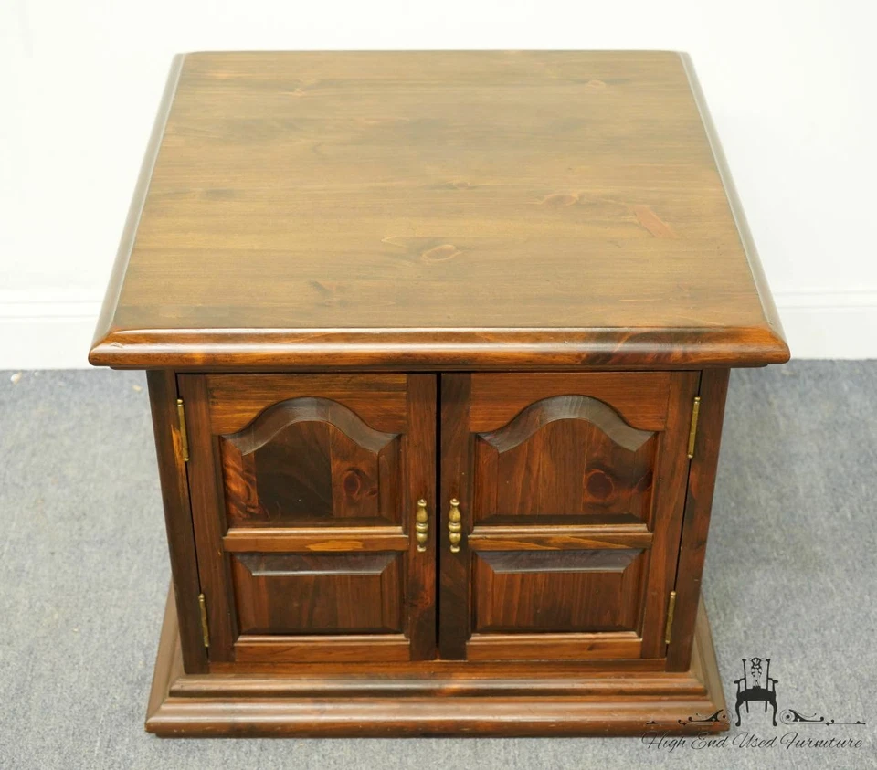 ETHAN ALLEN 古董松木老酒馆 26 英寸方形口音存储茶几 12-8075 — 第 3/4 张图片