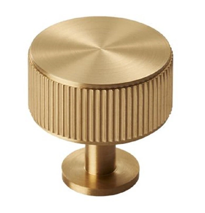 Carlisle Brass Cabinet Handles LINES Cupboard Pull & Knob BRUSHED SATIN BRASS - Image 2 of 2