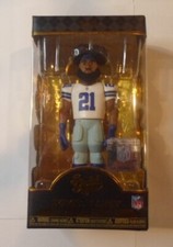 Funko Gold Dallas Cowboys Ezekiel Elliott Premium Vinyl Figure  - white jersey