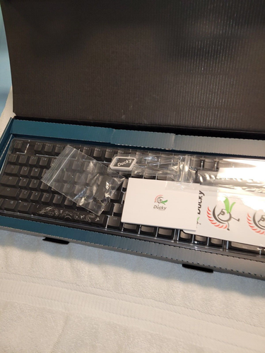 Ducky One 2 Pro Classic RGB Double Shot PBT Mechanical Keyboard - Picture 2 of 16
