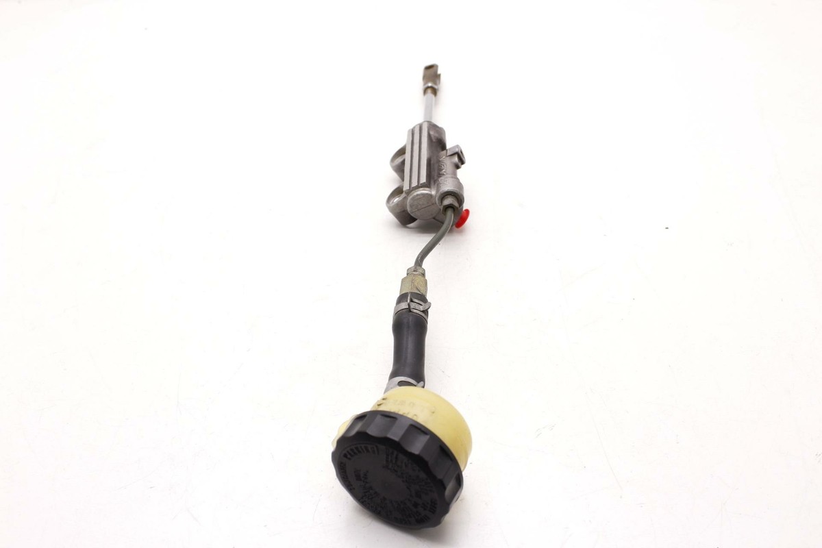 デュエイズ・マスターズ 87-89 Nissan 300zx NA Z31 VG30 OEM Brake Master Cylinder
