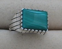 Navajo Indian Ring Malachite Size 10-1/2 Sterling Silver Ray Jack Navajo Indian Ring Malachite Size 10-1/2 Sterling Silver Ray Jack