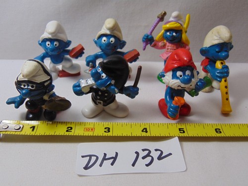 Vintage 1988's Smurfs SET OF 7 Figure Schleich Peyo Flute , Police, Catcher More