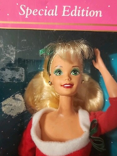 BARBIE DOLL SET OF 2 FESTIVE SEASON BARBIE #18909 HOLIDAY HOSTESS BARBIE #10280 - Picture 10 of 17