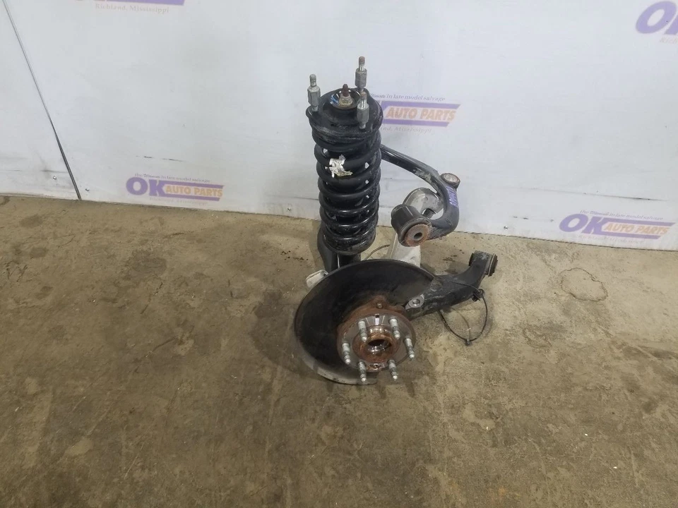 GMC CANYON DENALI 18 2018 diésel 2,8 L 4x4 suspensión delantera conductor izquierdo Foto 2 de 4